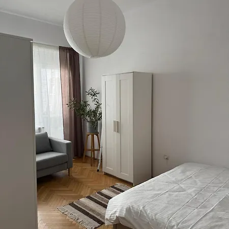 Pi 1 - In The Heart Of Bucharest, Amazing Location, Cozy, Sleeps 4 Apartamento *