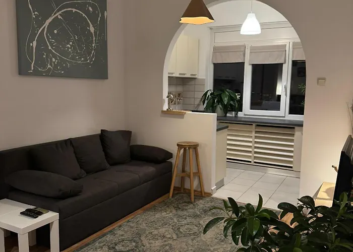 Pi 1 - In The Heart Of Bucharest, Amazing Location, Cozy, Sleeps 4 Апартаменты *