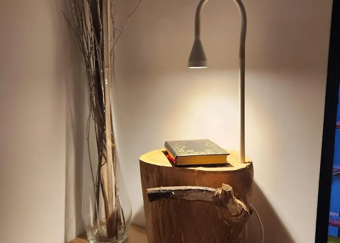 Pi 1 - In The Heart Of Bucharest, Amazing Location, Cozy, Sleeps 4 *